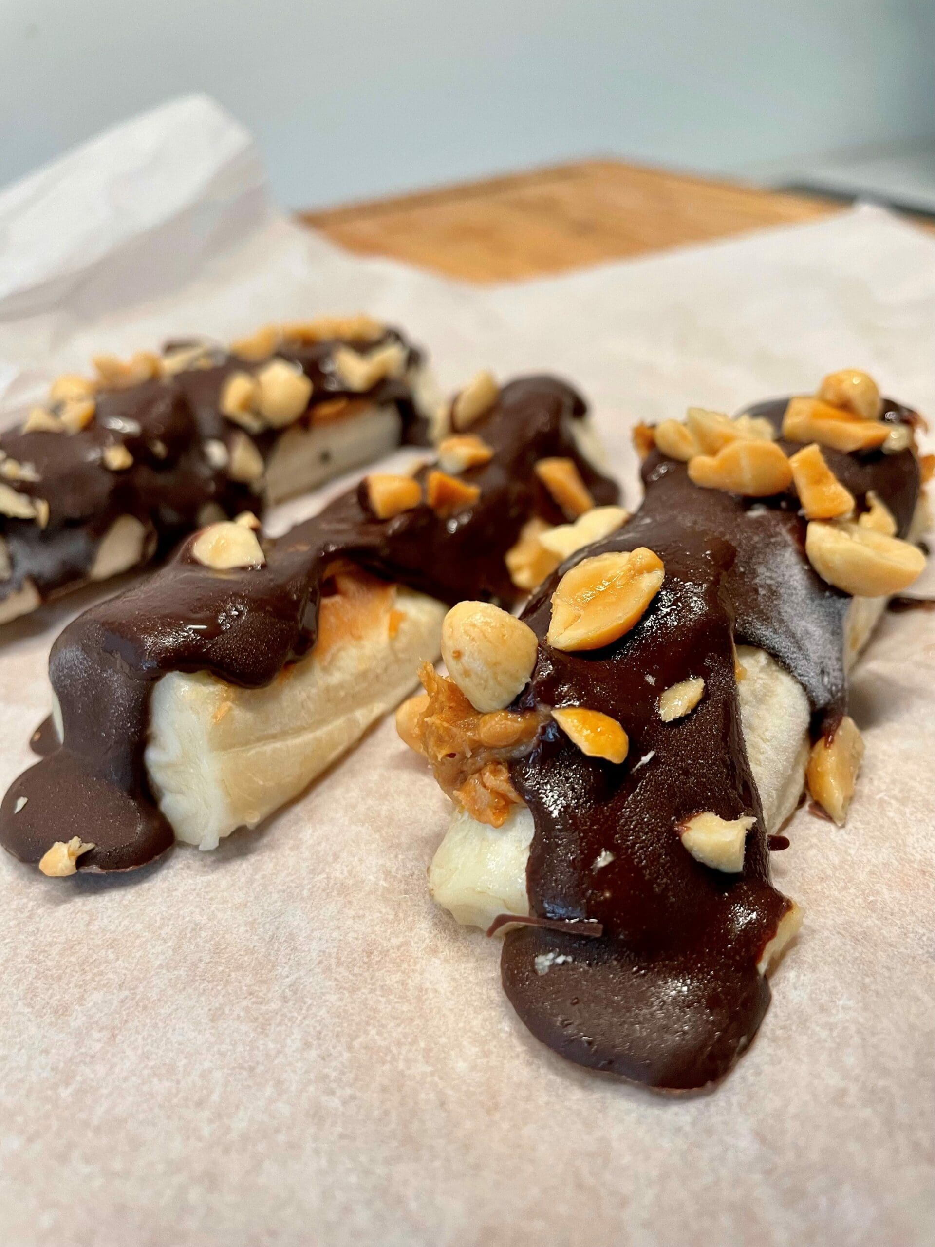 Snickers banana ice cream