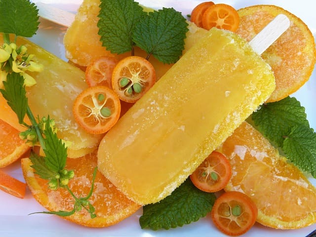 How to make a smoothie ice cream including fruit smoothie ice cream. Or ice cream in smoothie, as some call it.