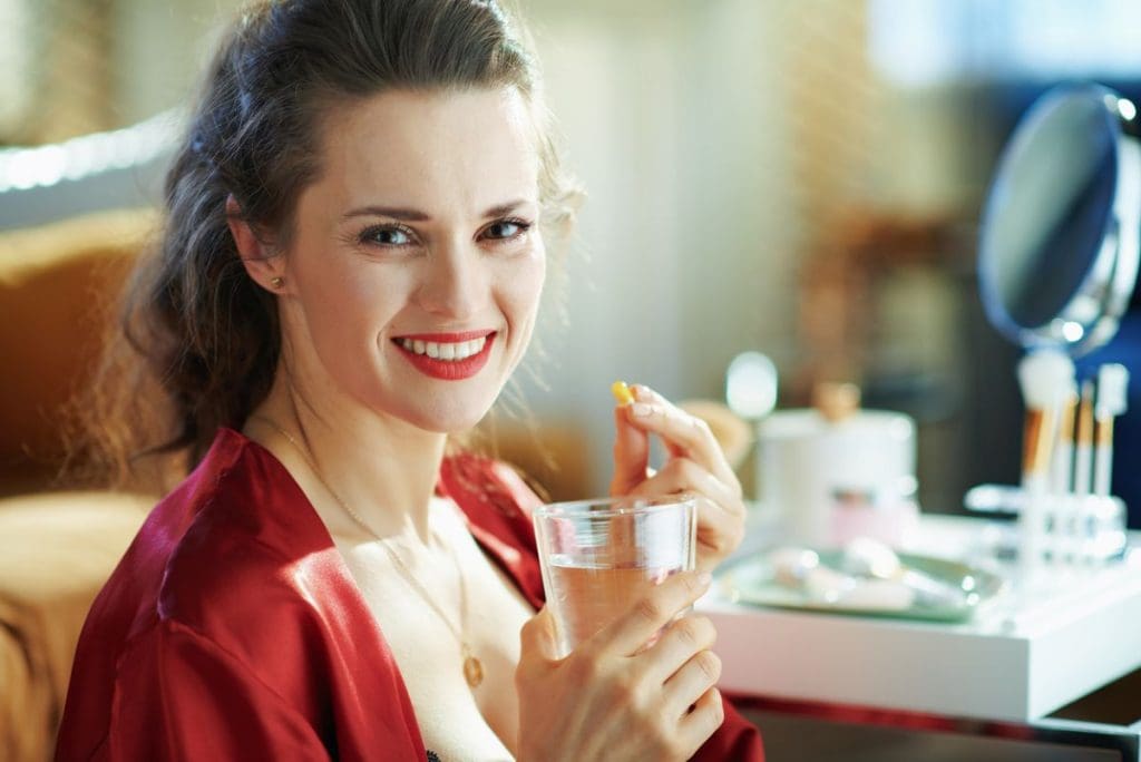 Best probiotics for women if you struggle with bloating, skin or mood!